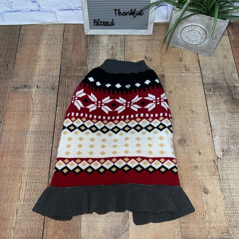 Vibrant Life Dog Sweater‎
